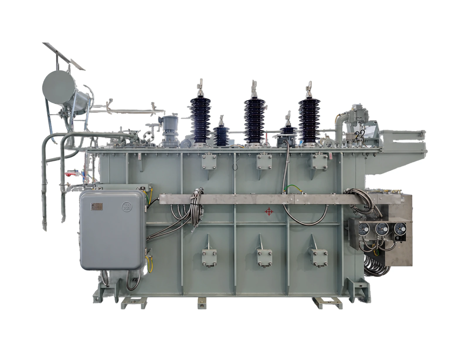 35 kV oil-immersed power transformer, front view